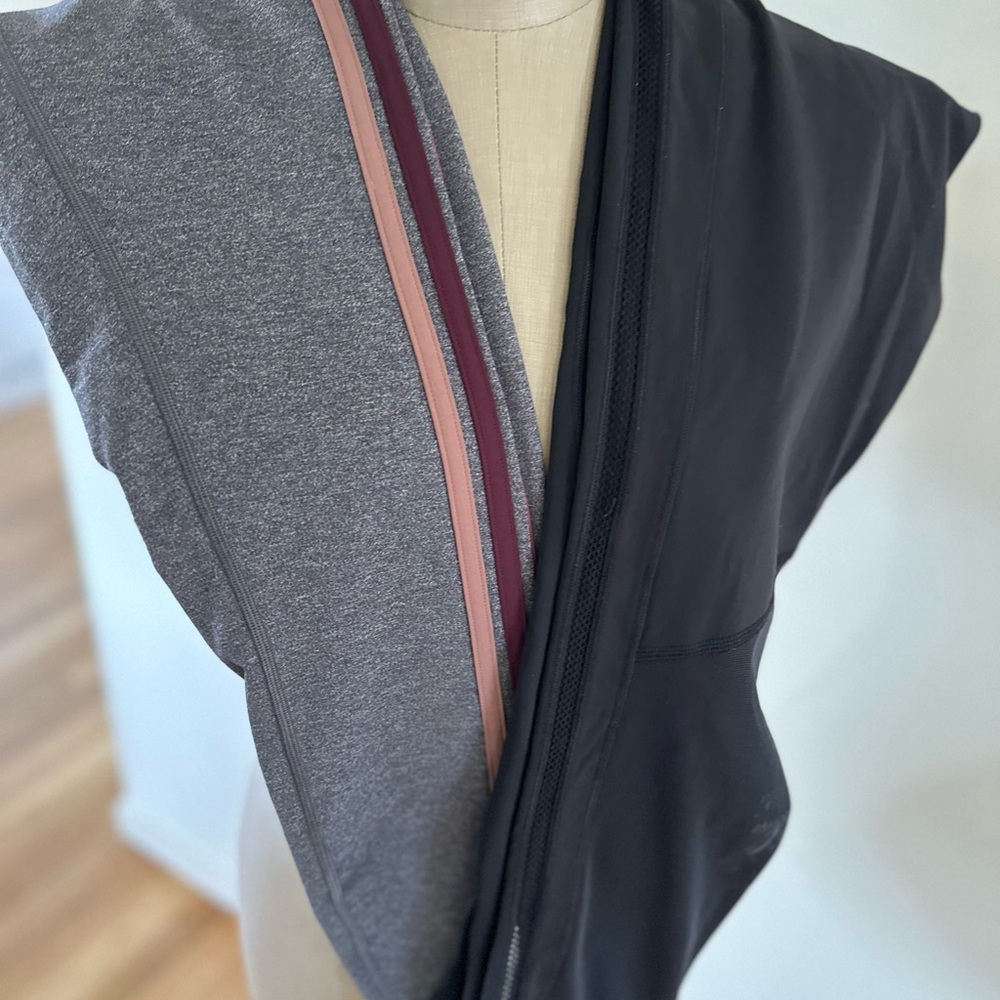 Lululemon Set of 2, Luxtreme Leggings size 6